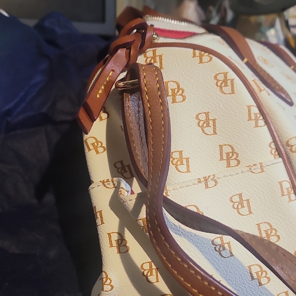 Dooney & Bourke Cream and Tan Logo Tote - Picture 6 of 7